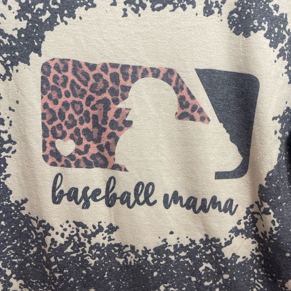 Baseball Mama Graphic T-Shirt - Picture 2 of 4